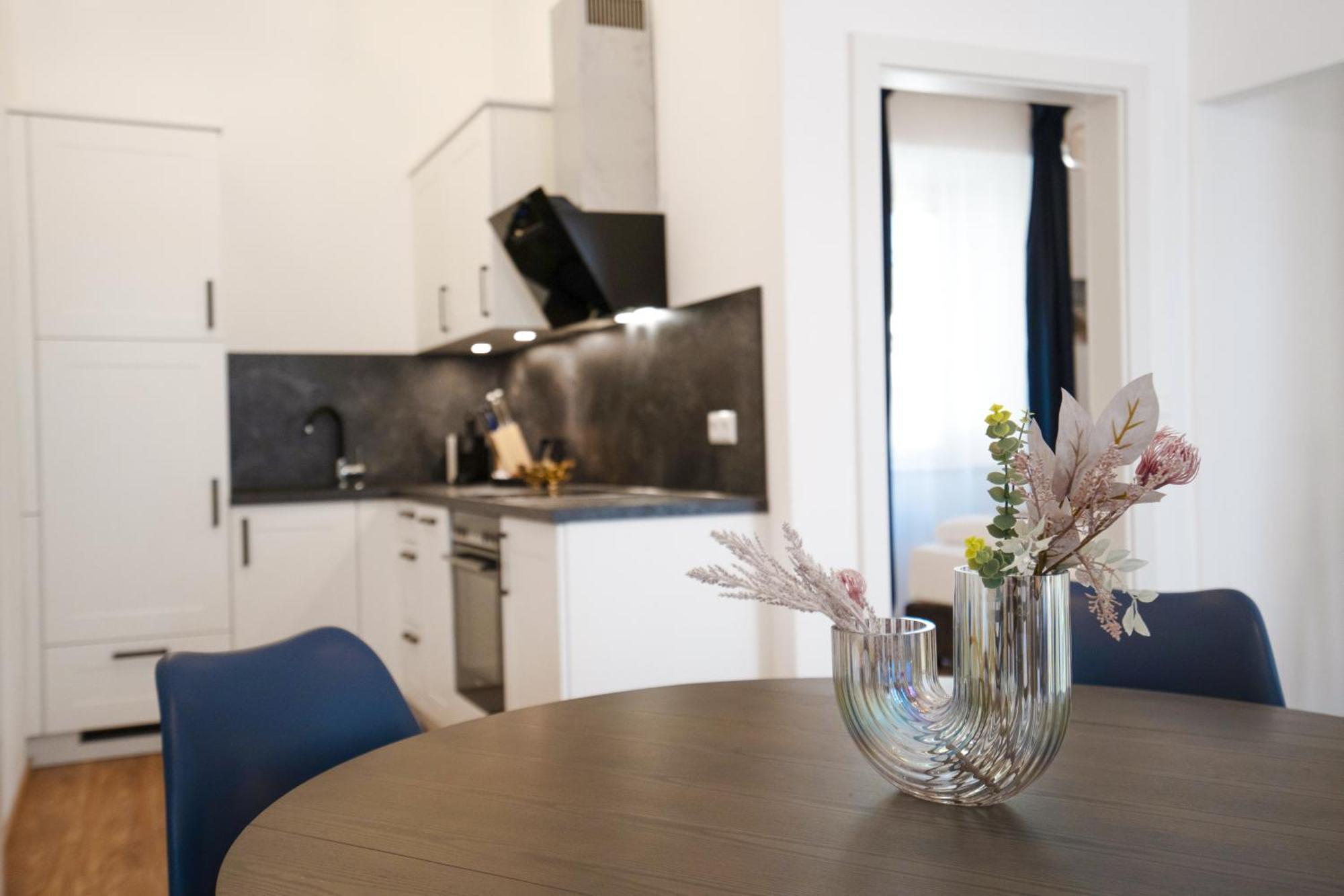 Easy Flat Villach Main Plaza ภายนอก รูปภาพ